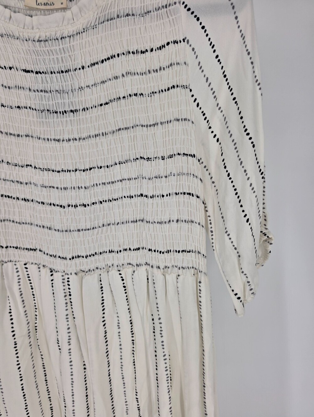 Les Amis Womens Sz S Knee Length 1/2 Sleeve Dress Smocked Cream Gray Striped NEW - Picture 2 of 5